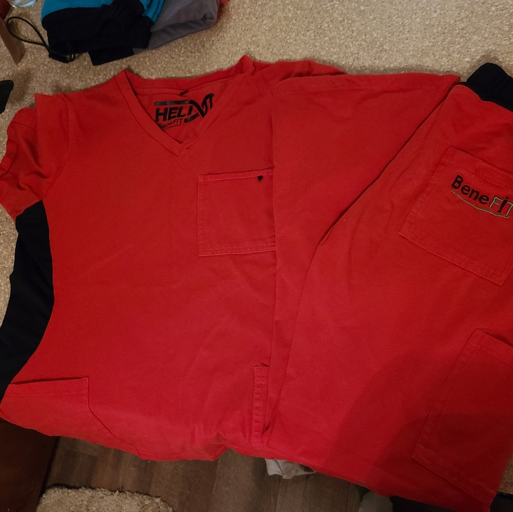 Benefit helix scrub set , adjustable flare leg